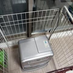 ストーブガード 柵 ゲートの画像