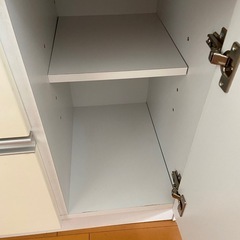 食器棚の画像
