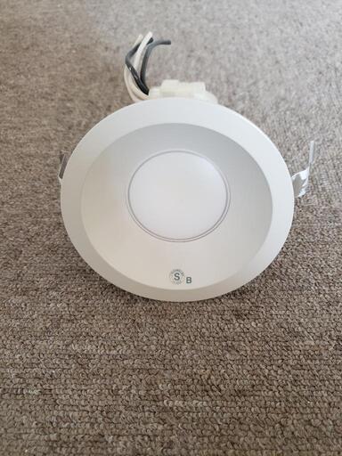 LFD照明器具　4個