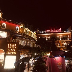 時給¥1100アメリカンビレッジステーキハウスBBホールスタッフ募集中♪の画像