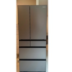 美品‼️Panasonic　冷蔵庫 650L 2023年型 6ドア ミスティスチールグレー　観音開きタイプ の画像