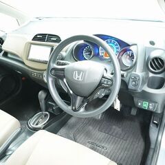 ホンダ フィット　シャトル　ハイブリッド 　ハイブリッド　入庫いたしました！の画像