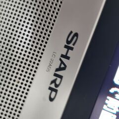シャープSHARPアクオスAQUOS液晶テレビ　壁付けタイプの画像