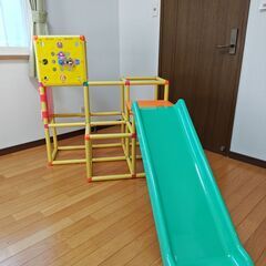 people 知育アスレチック　ジャングルジム滑り台付き