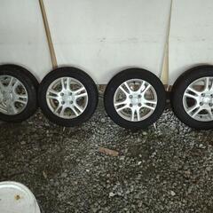 アルミホイル付き9分山タイヤの画像