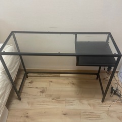 テーブル IKEA - VITTSJÖ ヴィットショー　　