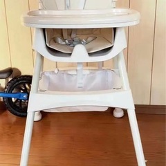 ベビーチェアの画像