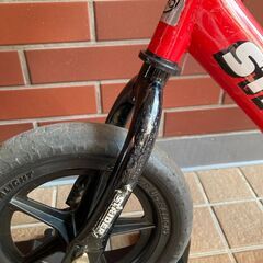 ストライダー　赤の画像