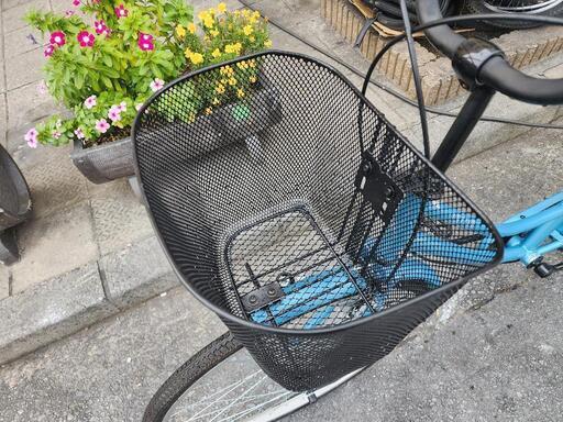 美品　ママチャリ　２６インチ　ライト　カゴ　付き　青　配達可能