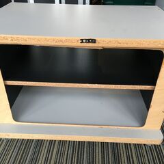 ♪【早めの引取希望】Panasonic パナソニック テレビ台 置台 ガラス扉 キャスター付 61×44×45㎝ 中古 (NF241101) 360-423の画像