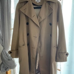 ユニクロ　トレンチコート　イネス