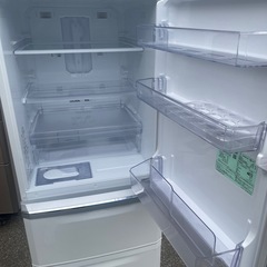 三菱  冷蔵庫 335L 右開き MR-C34D-W  2019年の画像