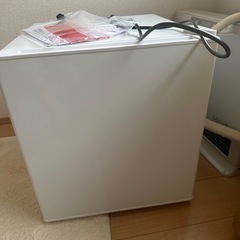 冷蔵庫　45リットル