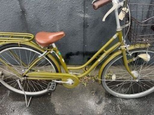 A23　ホームサイクル２６サイズ　オートライト付き　★自転車専門店の中古車です★　【消費税込み・防犯登録６００円込み】