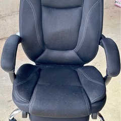 パソコン作業用チェアの画像
