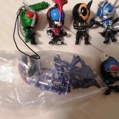 ④仮面ライダー　フィギュア各種の画像