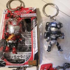 ⑥仮面ライダードライブ フィギュア2個　キーホルダー2個の画像