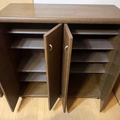 シューズボックス