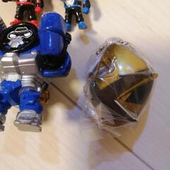⑦戦隊ヒーローフィギュア5体　キーホルダーの画像
