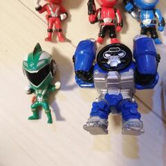 ⑦戦隊ヒーローフィギュア5体　キーホルダーの画像