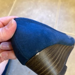 パンプス スエード調　ウェッジソール　23cm ブルー の画像