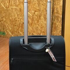 ジモティ割引有★【ジャングルジャングル岸和田店】キャリーケース ブラック 布製 南大阪 岸和田 貝塚市 泉佐野市 高石市 泉大津市 和泉市 忠岡町 熊取町の画像