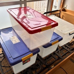 押入れ収納ケース4個セット（クリヤーケース）の画像