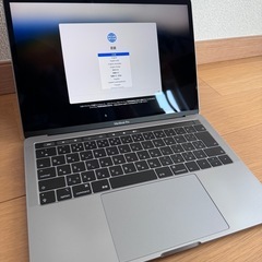 MacBook pro 13インチ 2019年 256 GB ス...