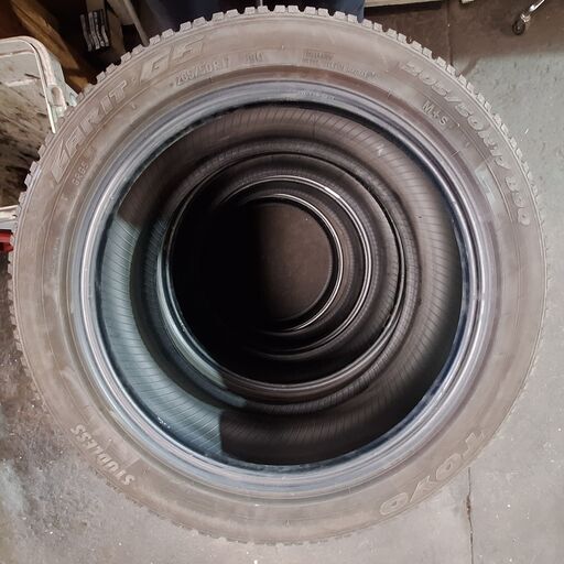205/50R17 スタッドレス】中古トーヨータイヤ4本セット