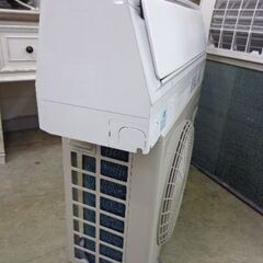 SHARPルームエアコン　２０２１年　２・２KW　ロボ付き　人感センサー付き　標準工賃込み　お支払いは現金のみ。の画像