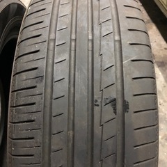205/60R16 ２本 ヨコハマ  ブルーアース タイヤの画像