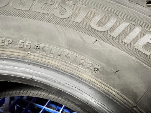 【受け渡し決定】195/80R15 LT ブリヂストン ブリザック VL10スタッドレスタイヤ 2022年製 9部山