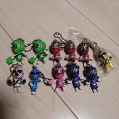 ⑯トッキュウジャー　ボールチェーンフィギュア8体　その他3体セット