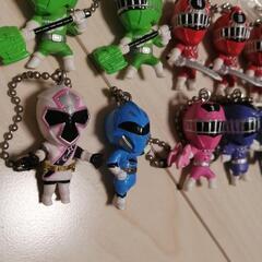 ⑯トッキュウジャー　ボールチェーンフィギュア8体　その他3体セットの画像