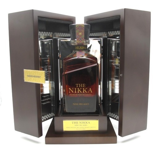 Nikka Whisky (ニッカウヰスキー) ウイスキー ザ ニッカ ナインディケイズ 90周年記念限定ウイスキー ジャパニーズ ブレンデッド 箱開封済 700ml 40％ 未開栓 店頭引取りのみ 福井やしろ店 【セレブール福井やしろ店】