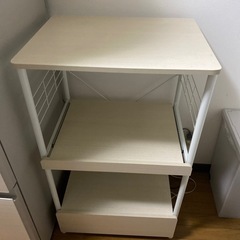 キッチン収納棚