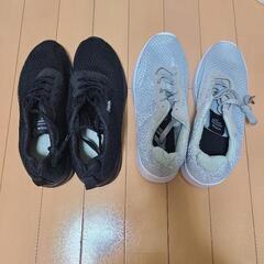 スニーカー　２６、５