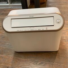 まさに今！　活躍します　e angle　衣類乾燥除湿器　ANG-CD-B2　2020年製