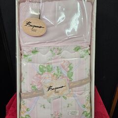 未使用　BOUTIQUE　ITALY　肌布団　ふとん　サイズ　シ...