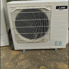 比較的新しいエコキュート 型番 SRT-ST374の画像