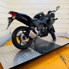 7824km  ★始動動画あり★  ホンダ  CBR125R JC50　小型の画像