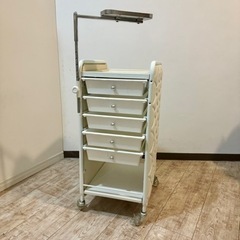 マツエク用ワゴンの画像
