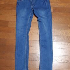 メンズ　A.V.V standardのジーンズです。