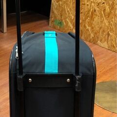 ジモティ割引有★【ジャングルジャングル岸和田店】キャリーバッグ ブラック×ブルー 南大阪 岸和田 貝塚市 泉佐野市 高石市 泉大津市 和泉市 忠岡町 熊取町の画像