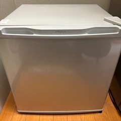 1ドア冷凍庫 2021年製 グレーの画像