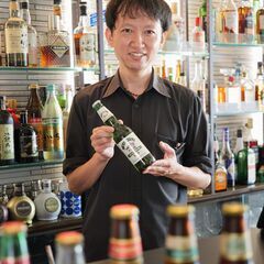 【未経験歓迎】中華ダイニングバーのスタッフ！賄い無料、シフト制、交通費規定内支給、中華、ダイニングバー。の画像