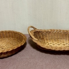 ハンドメイド　籐のバスケット　2点セット