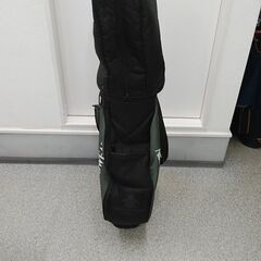 他のサイトからオハーが来てますので、購入希望者はお早めに!最終値下げです!マンシング キャディーバッグの画像