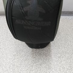 他のサイトからオハーが来てますので、購入希望者はお早めに!最終値下げです!マンシング キャディーバッグの画像