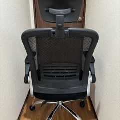 オフィスチェアーの画像